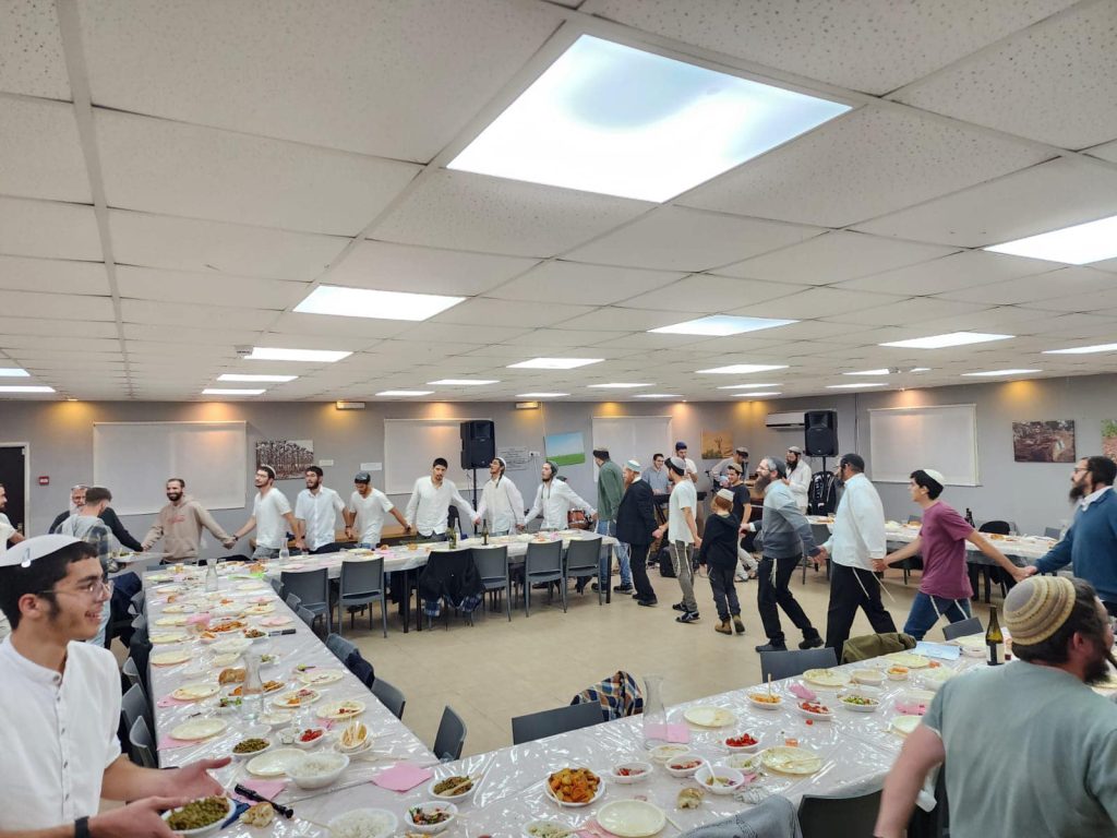 שמיניסטים
